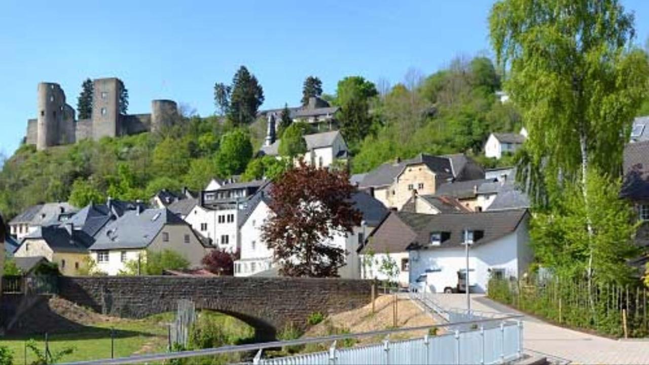 Pension Burgklause Schönecken Buitenkant foto